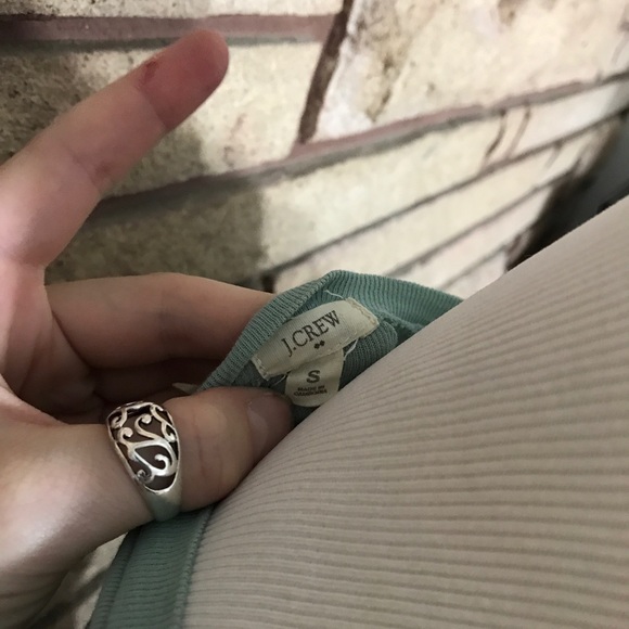 Cotton J. Crew T-Shirt - Picture 2 of 3